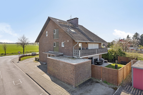 Vermietetes, freistehendes Mehrfamilienhaus im Stommelerbusch!, 50259 Pulheim / Stommelerbusch, Mehrfamilienhaus