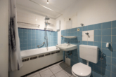 Badezimmer - Domblick – ETW in Longerich mit Stellplatz!