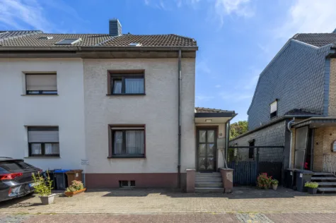 Gemütliches Reihenendhaus mit Garten und Ausbaureserve, 50321 Brühl, Reihenendhaus