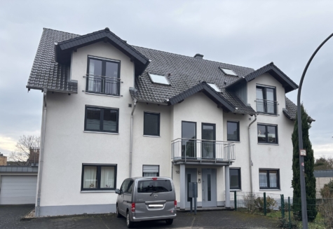 Moderne Maisonettewohnung mit 2 Balkonen und PKW-Stellplatz in Longerich, 50739 Köln, Maisonettewohnung