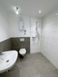 Badezimmer - Kernsanierte 3-Zimmer-Wohnung mit Sonnenbalkon in Köln Bilderstöckchen!