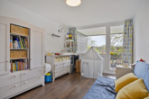Kinderzimmer - Barrierearm und zentral – 3 Zimmer, sonniger Balkon und eigener Stellplatz in Köln Niehl!