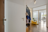 Flur - Barrierearm und zentral – 3 Zimmer, sonniger Balkon und eigener Stellplatz in Köln Niehl!