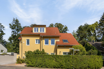 !Provisionsfrei! Einfamilienhaus der Extraklasse auf Traumgrundstück!, 50737 Köln / Longerich, Einfamilienhaus