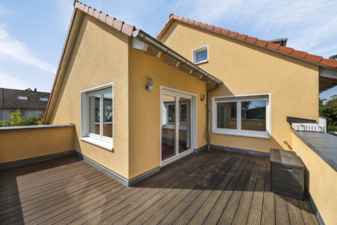Einfamilienhaus der Extraklasse auf Traumgrundstück! Ohne Käuferprovision!, 50737 Köln / Longerich, Einfamilienhaus