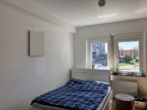 Schlafzimmer - SCHÖNE 3-ZIMMER-WOHNUNG MIT BALKON UND GARTEN IN BICKENDORF!
