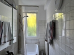 Bad - SCHÖNE 3-ZIMMER-WOHNUNG MIT BALKON UND GARTEN IN BICKENDORF!