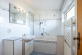 Badezimmer - Familienfreundliches Reihenhaus in Heimersdorf!